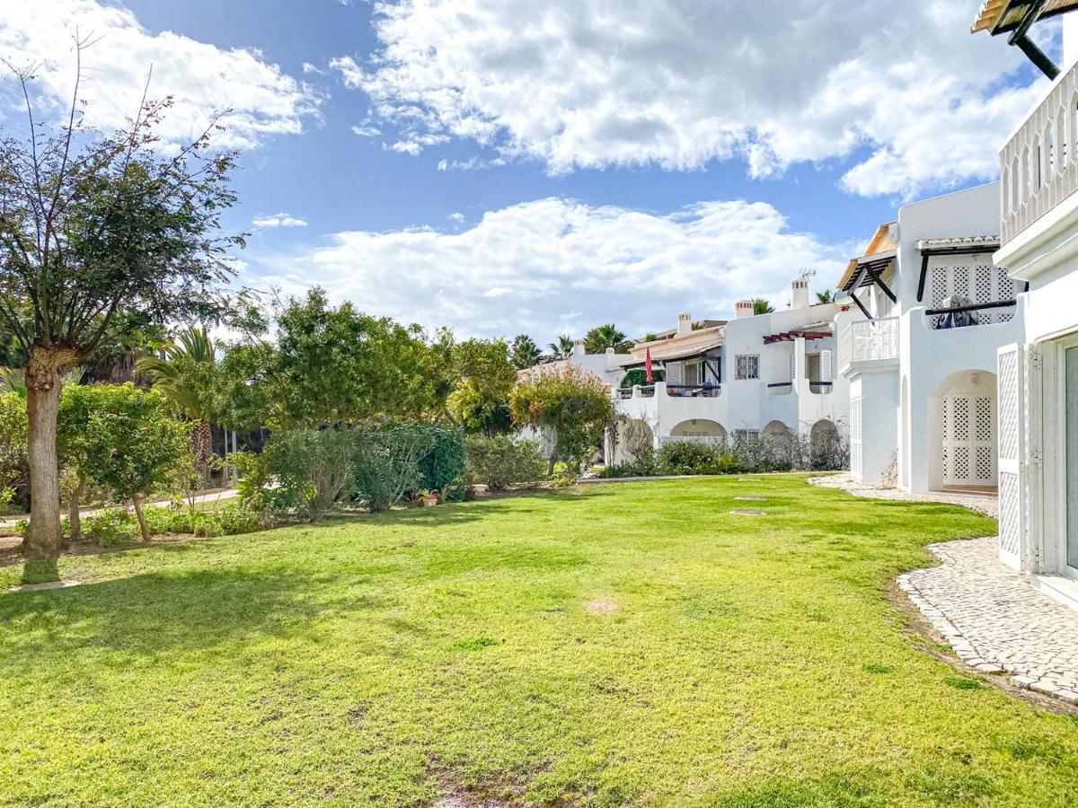 Lovely Apartment In Albufeira 2Bd 250M Beach Ocean View And Ac Wi-Fi Pool Exteriér fotografie